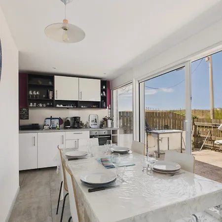 20 M De La Plage, Pour 4, Terrasse Сент-Илер-де-Рье