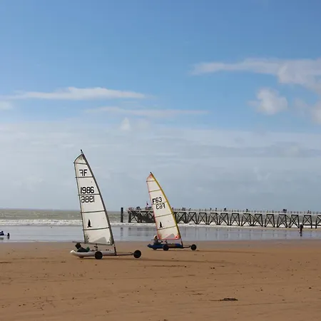 20 M De La Plage, Pour 4, Terrasse