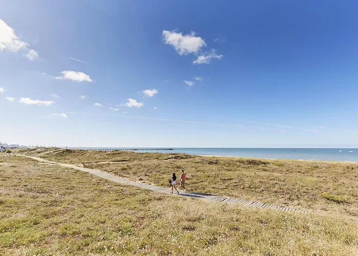 20 M De La Plage, Pour 4, Terrasse * Saint-Hilaire-de-Riez